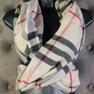 Burberry White Multicolor House Check Silk Wool Scarf